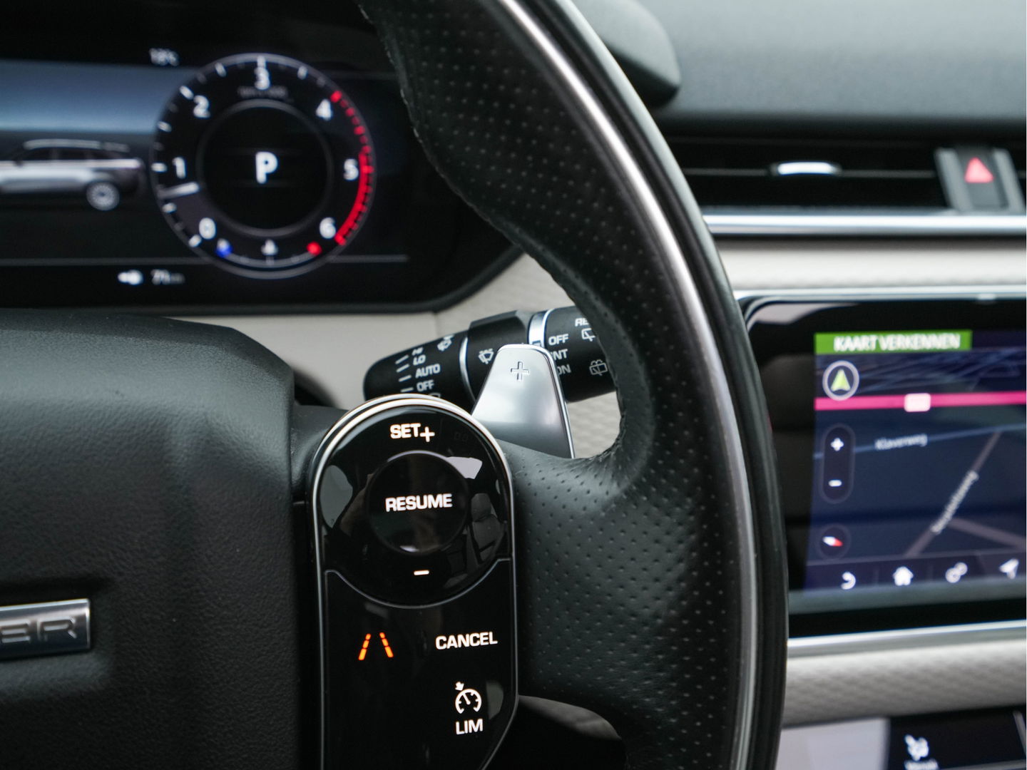 Land Rover Range Rover Velar 3.0 V6 AWD HSE Aut. *PANO | LEATHER | FULL-LED | MEMORY-PACK | BLIND-SPOT | MERIDIAN-SURROUND | DIGI-COCKPIT | CAMERA | KEYLESS | HEATED-COMFORTSEATS | PRIVACY-GLASS | SHIFT-PADDLES | 21 "ALU*