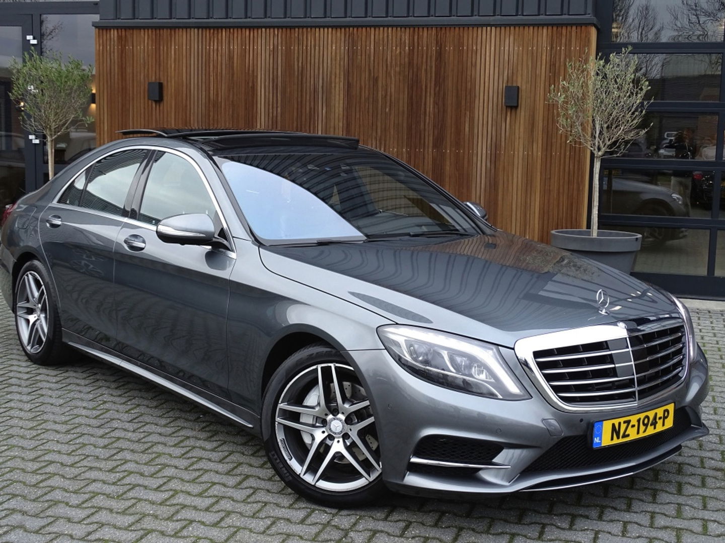 Mercedes-Benz S-Klasse 350 V6 BlueTEC Prestige Plus / AMG / panorama / LED
