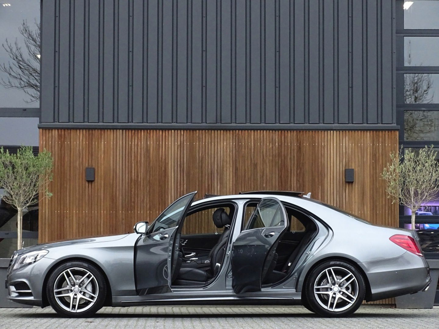 Mercedes-Benz S-Klasse 350 V6 BlueTEC Prestige Plus / AMG / panorama / LED