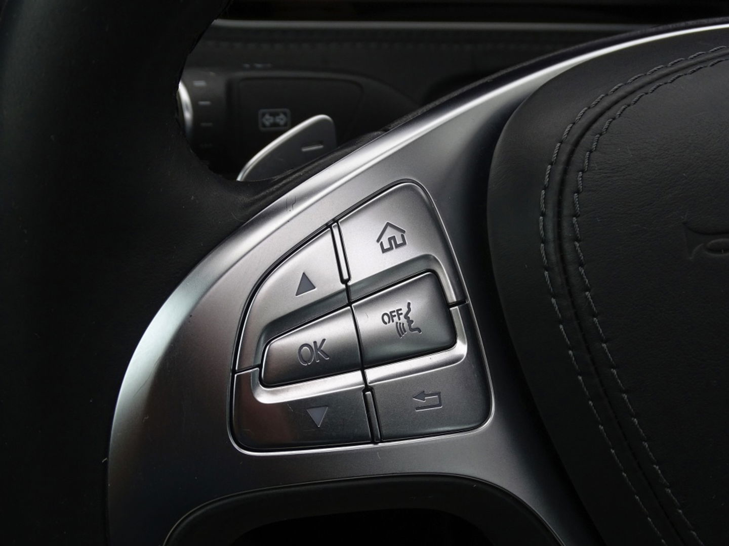 Mercedes-Benz S-Klasse 350 V6 BlueTEC Prestige Plus / AMG / panorama / LED