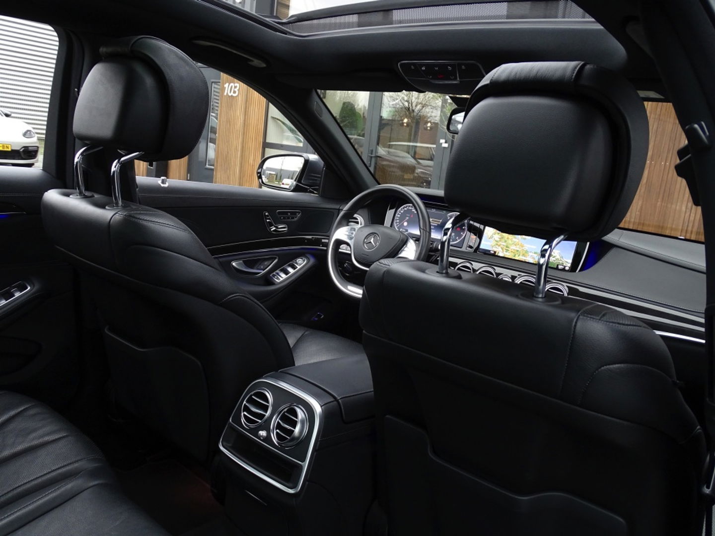 Mercedes-Benz S-Klasse 350 V6 BlueTEC Prestige Plus / AMG / panorama / LED