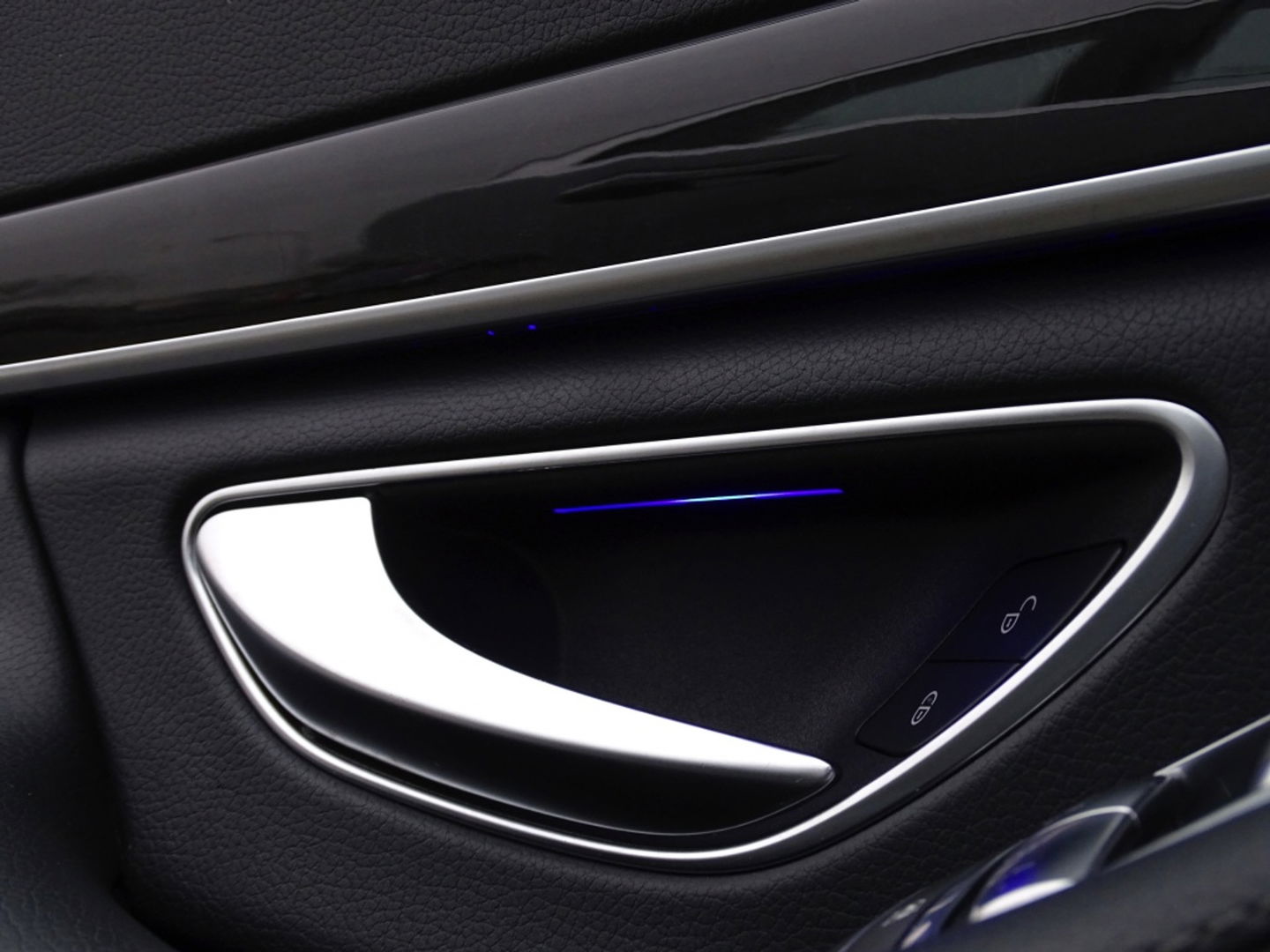 Mercedes-Benz S-Klasse 350 V6 BlueTEC Prestige Plus / AMG / panorama / LED