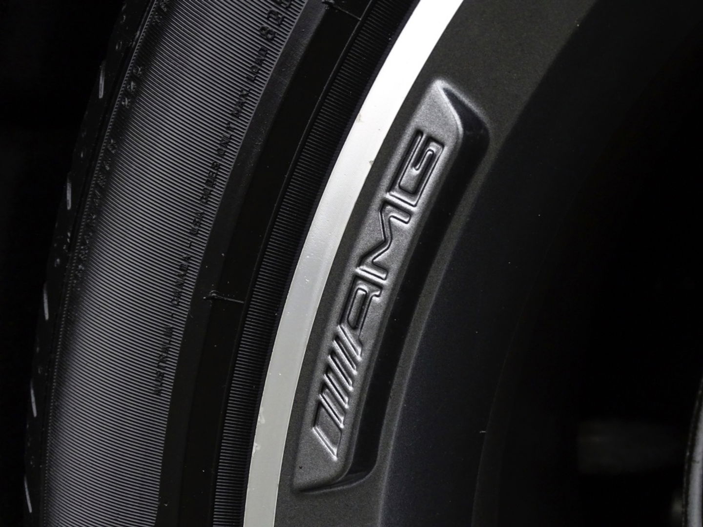 Mercedes-Benz S-Klasse 350 V6 BlueTEC Prestige Plus / AMG / panorama / LED