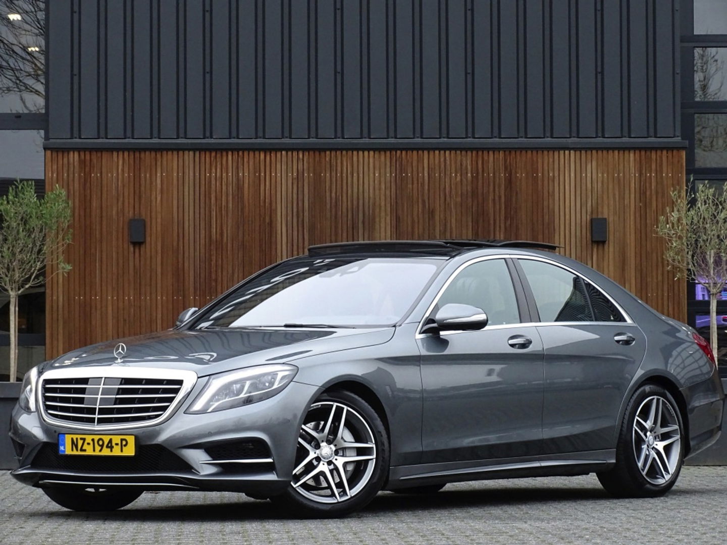 Mercedes-Benz S-Klasse 350 V6 BlueTEC Prestige Plus / AMG / panorama / LED