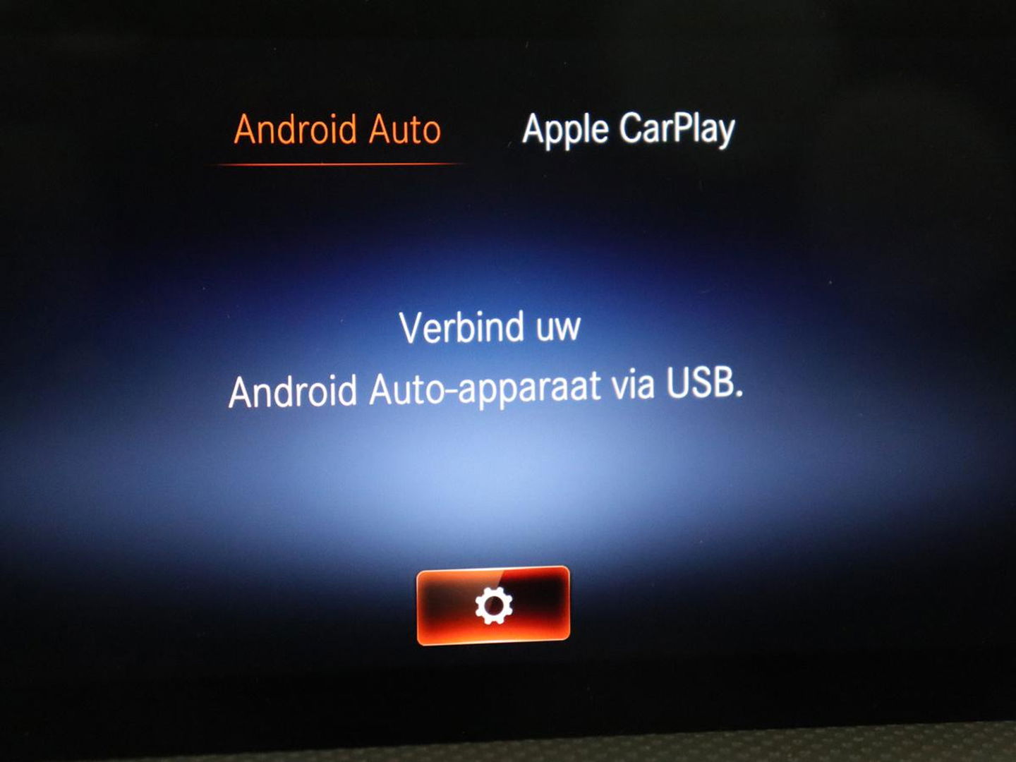 Mercedes-Benz A-Klasse 250e AMG | Panoramadak | Stoelverwarming | Carplay | Leder/Alcantara | Camera | Sfeerverlichting | Navigatie | Park Assist | Climate control | Full LED | PHEV | Plug In