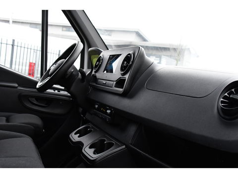 Mercedes-Benz Sprinter 317 1.9 CDI L2H2 RWD PB Edition Camera, Cruise, Carplay, 170pk, Automaat, LED, Multimedia, Trekhaak,