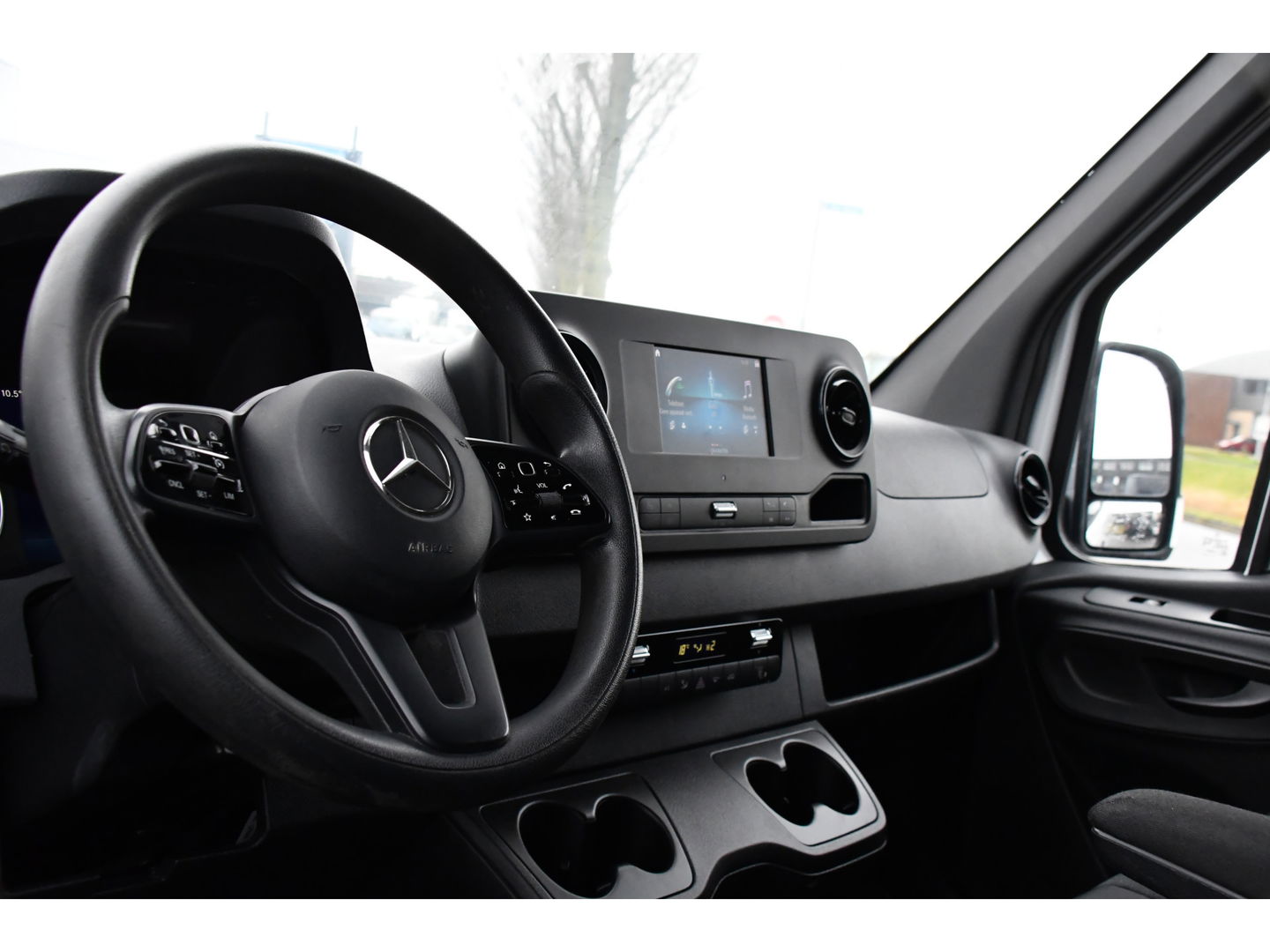 Mercedes-Benz Sprinter 317 1.9 CDI L2H2 RWD PB Edition Camera, Cruise, Carplay, 170pk, Automaat, LED, Multimedia, Trekhaak,
