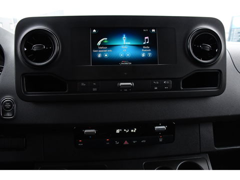 Mercedes-Benz Sprinter 317 1.9 CDI L2H2 RWD PB Edition Camera, Cruise, Carplay, 170pk, Automaat, LED, Multimedia, Trekhaak,
