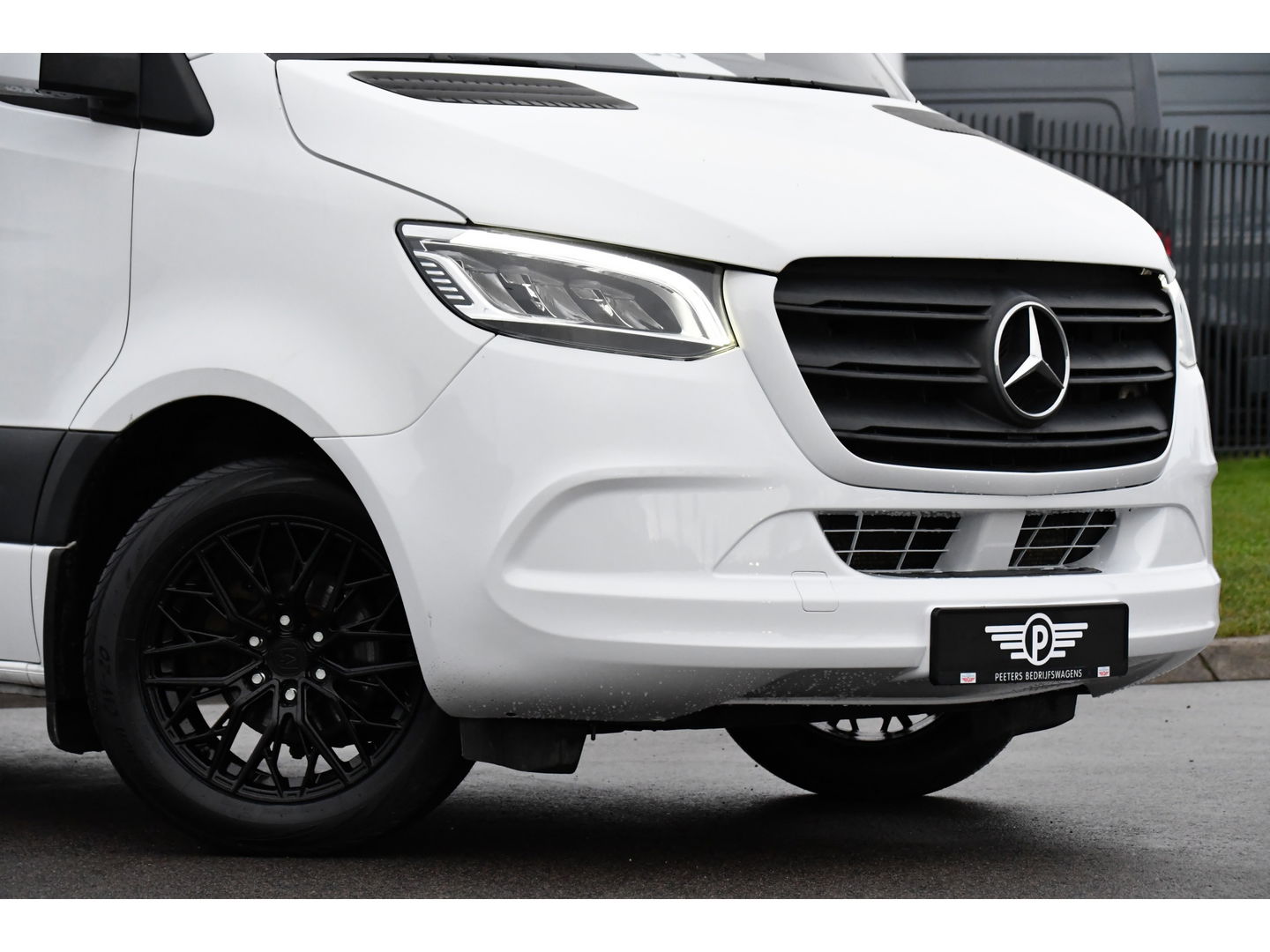 Mercedes-Benz Sprinter 317 1.9 CDI L2H2 RWD PB Edition Camera, Cruise, Carplay, 170pk, Automaat, LED, Multimedia, Trekhaak,