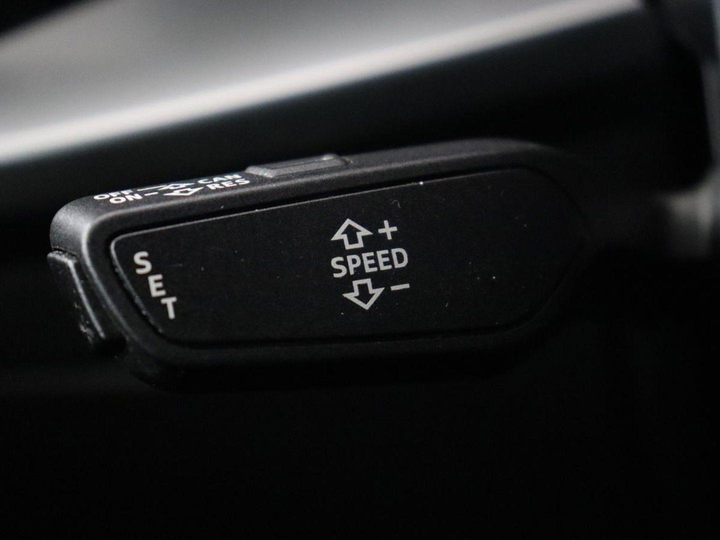 Audi A3 35 TFSI Pro Line | Camera | Park Assist | Virtual Cockpit | Carplay | Full LED | Climate control | Cruise control | Bluetooth