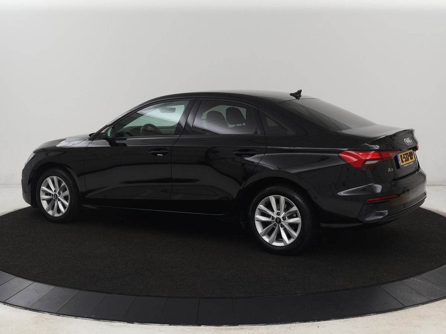 Audi A3 35 TFSI Pro Line | Camera | Park Assist | Virtual Cockpit | Carplay | Full LED | Climate control | Cruise control | Bluetooth