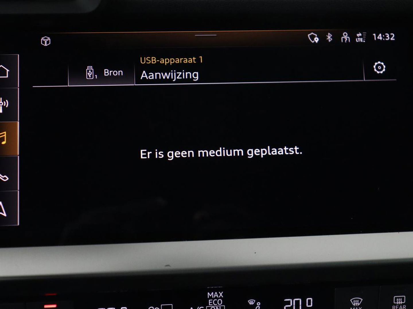 Audi A3 35 TFSI Pro Line | Camera | Park Assist | Virtual Cockpit | Carplay | Full LED | Climate control | Cruise control | Bluetooth