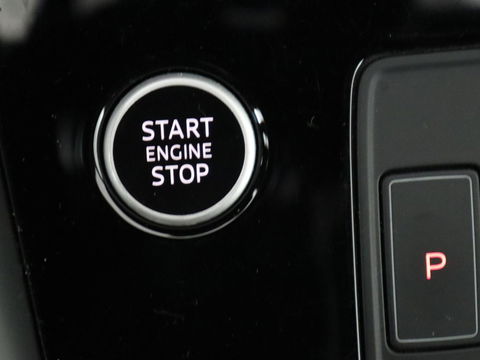 Audi A3 35 TFSI Pro Line | Camera | Park Assist | Virtual Cockpit | Carplay | Full LED | Climate control | Cruise control | Bluetooth