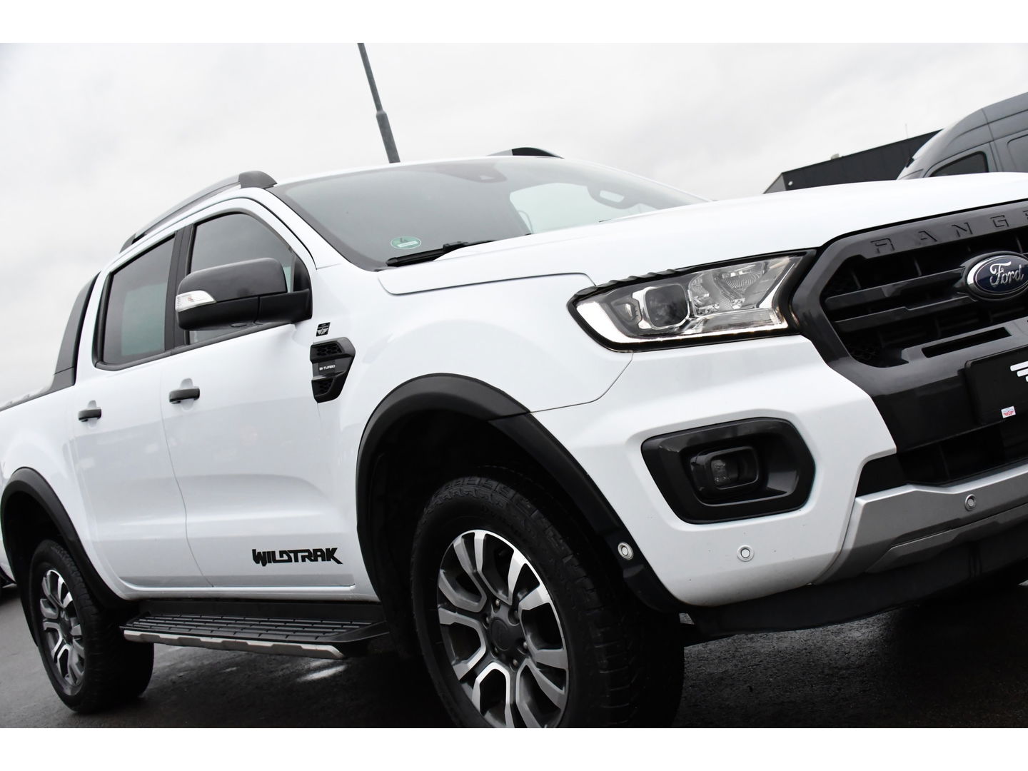Ford Ranger 2.0 EcoBlue Wildtrak Supercab Adaptieve Cruise, Camera, Carplay, 3500kg Trekhaak, 213pk, Automaat Multimedia, Stoelverwarming,  Leder, uniek!