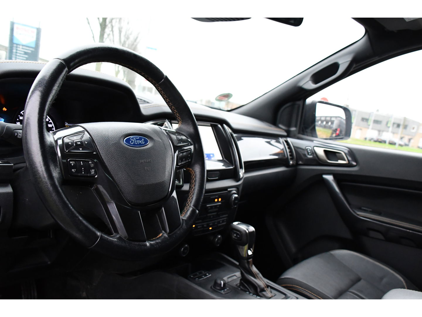 Ford Ranger 2.0 EcoBlue Wildtrak Supercab Adaptieve Cruise, Camera, Carplay, 3500kg Trekhaak, 213pk, Automaat Multimedia, Stoelverwarming,  Leder, uniek!