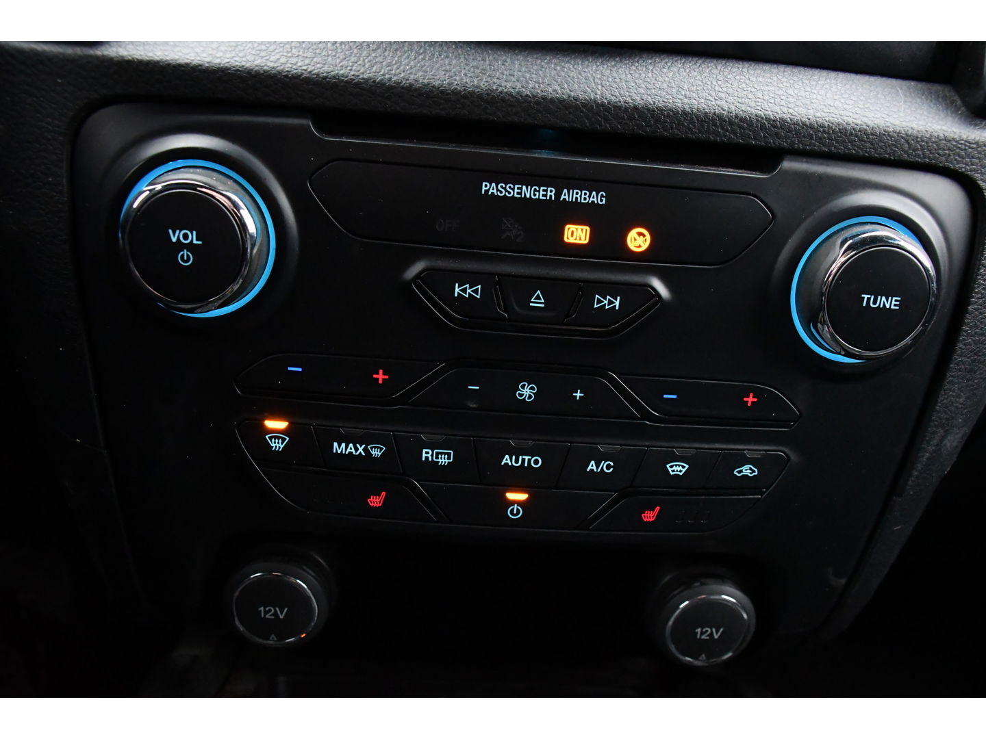 Ford Ranger 2.0 EcoBlue Wildtrak Supercab Adaptieve Cruise, Camera, Carplay, 3500kg Trekhaak, 213pk, Automaat Multimedia, Stoelverwarming,  Leder, uniek!