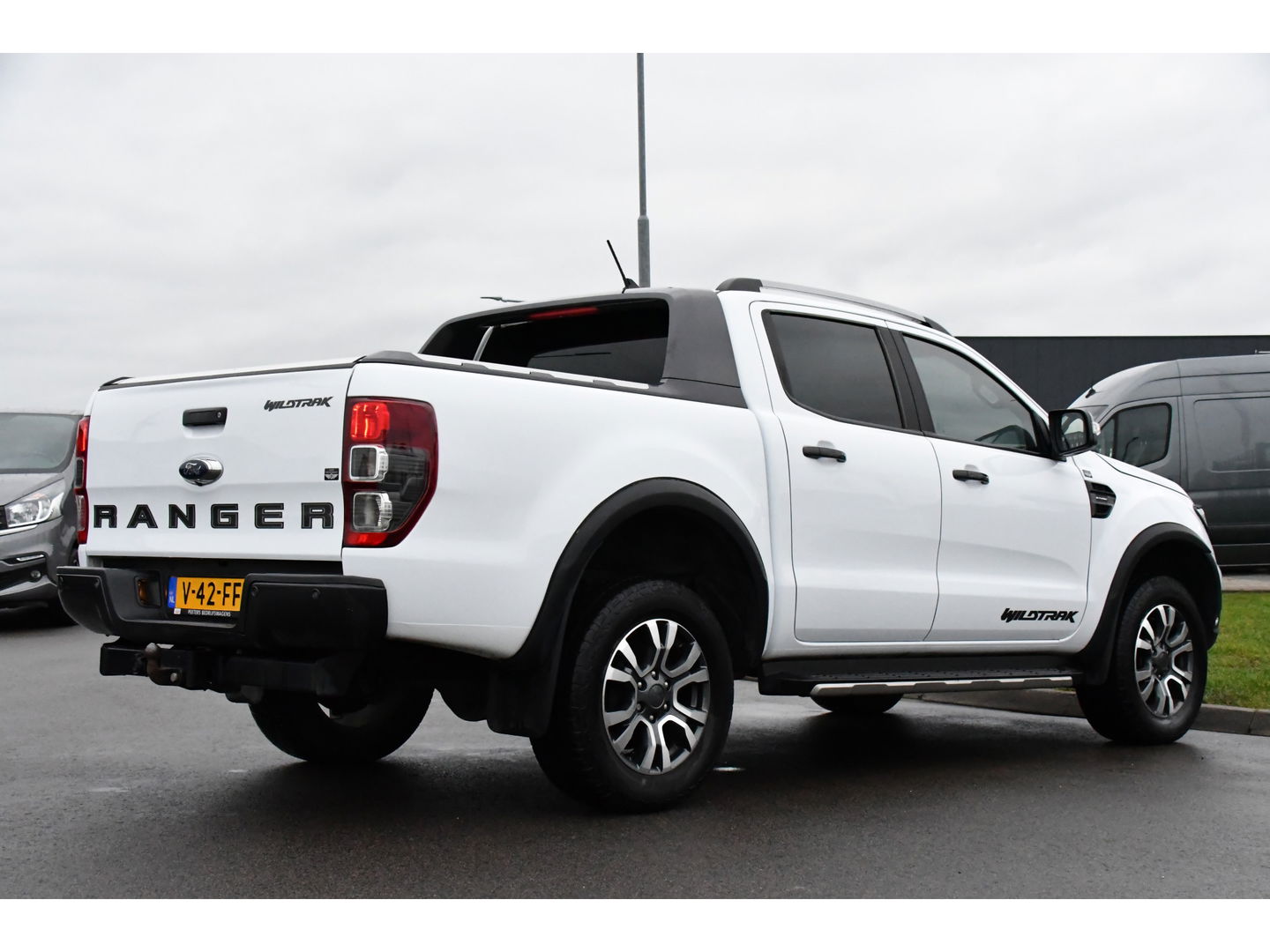 Ford Ranger 2.0 EcoBlue Wildtrak Supercab Adaptieve Cruise, Camera, Carplay, 3500kg Trekhaak, 213pk, Automaat Multimedia, Stoelverwarming,  Leder, uniek!