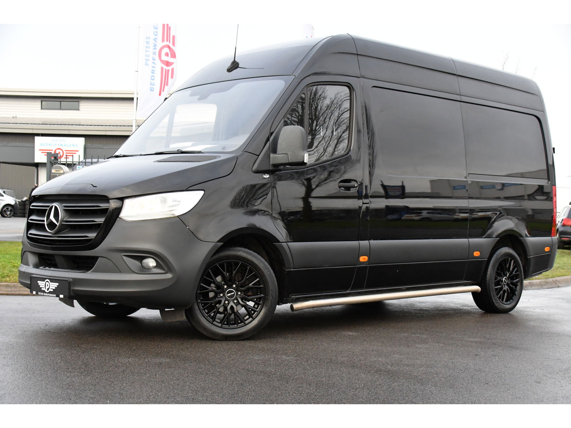 Mercedes-Benz Sprinter 316 2.2 CDI L2H2 Black Edition Camera, Cruise, Carplay, 3500kg Trekhaak, 10,5'' Mbux, Automaat, 164pk, Multimedia, Uniek!