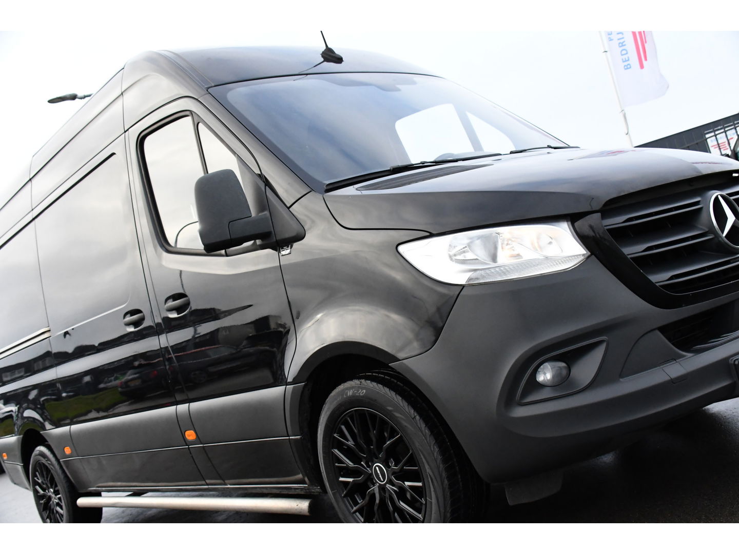 Mercedes-Benz Sprinter 316 2.2 CDI L2H2 Black Edition Camera, Cruise, Carplay, 3500kg Trekhaak, 10,5'' Mbux, Automaat, 164pk, Multimedia, Uniek!