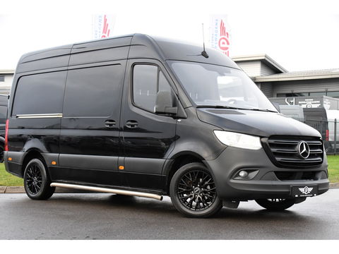 Mercedes-Benz Sprinter 316 2.2 CDI L2H2 Black Edition Camera, Cruise, Carplay, 3500kg Trekhaak, 10,5'' Mbux, Automaat, 164pk, Multimedia, Uniek!