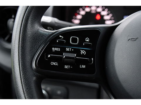 Mercedes-Benz Sprinter 319 V6 3.0 CDI L2H2 DC AMG Edition Camera, Cruise, Carplay, 3500kg Trekhaak, Automaat, Sensoren, mutlimedia, 190pk, Uniek!
