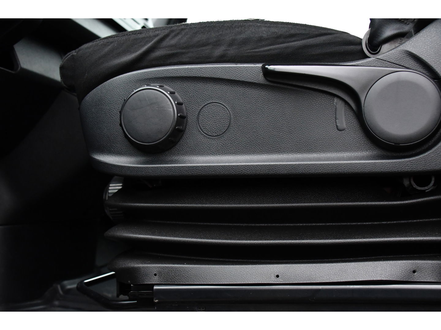 Mercedes-Benz Sprinter 319 V6 3.0 CDI L2H2 DC AMG Edition Camera, Cruise, Carplay, 3500kg Trekhaak, Automaat, Sensoren, mutlimedia, 190pk, Uniek!