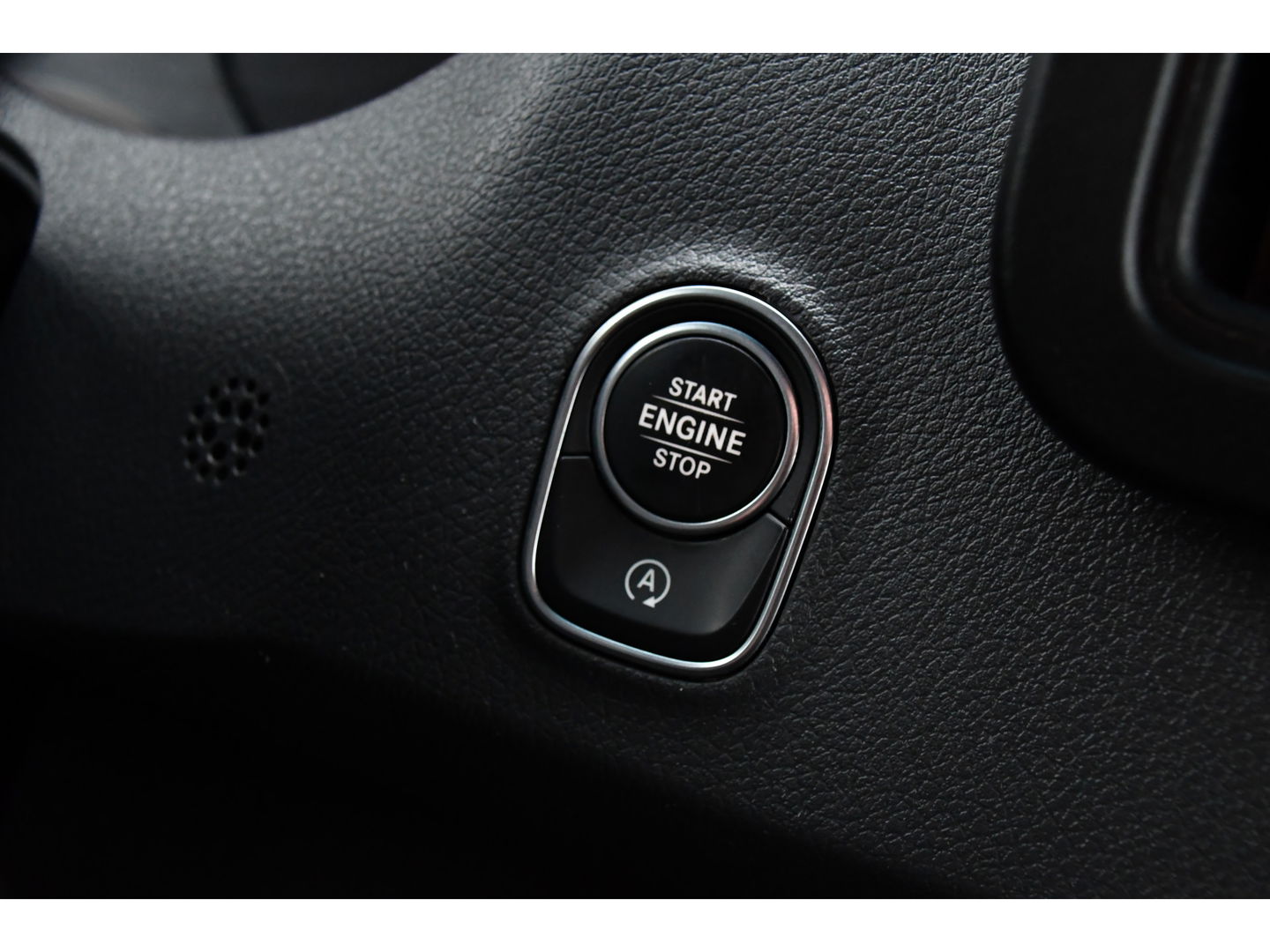 Mercedes-Benz Sprinter 319 V6 3.0 CDI L2H2 DC AMG Edition Camera, Cruise, Carplay, 3500kg Trekhaak, Automaat, Sensoren, mutlimedia, 190pk, Uniek!