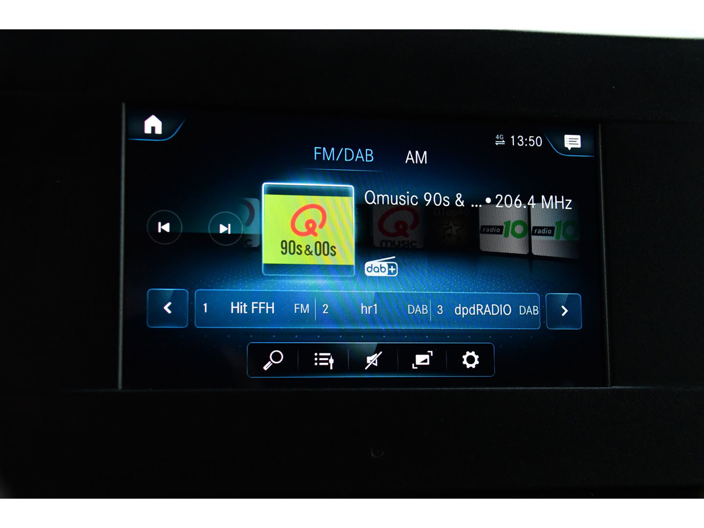 Mercedes-Benz Sprinter 319 V6 3.0 CDI L2H2 DC AMG Edition Camera, Cruise, Carplay, 3500kg Trekhaak, Automaat, Sensoren, mutlimedia, 190pk, Uniek!