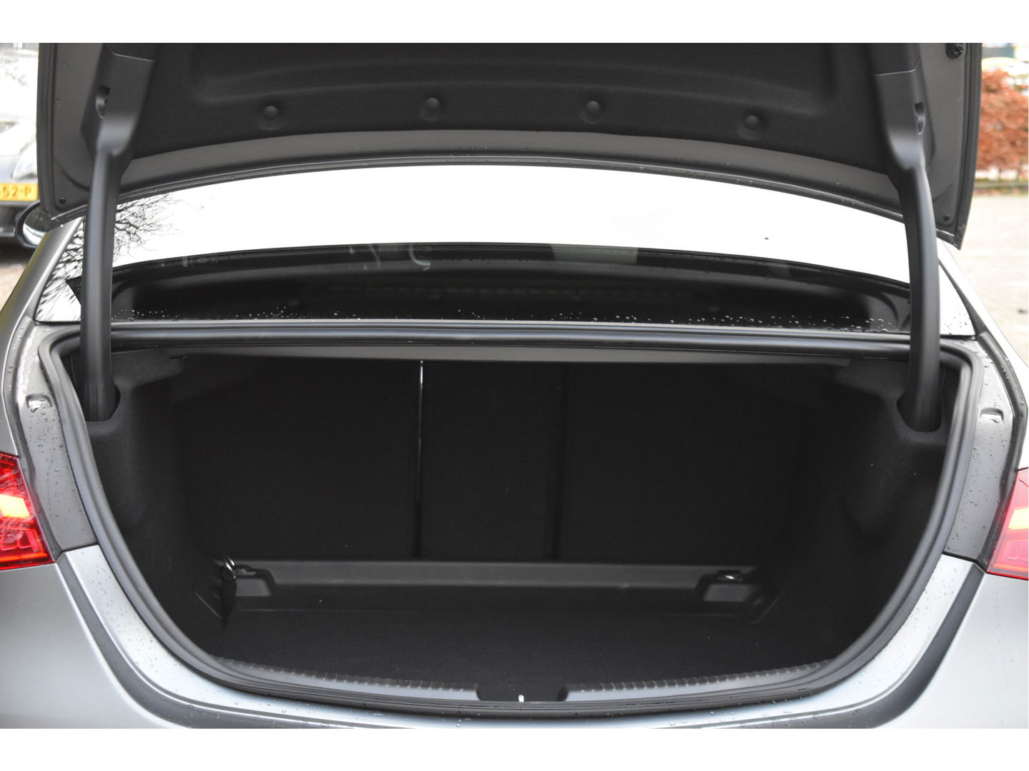 Mercedes-Benz C-Klasse 300 Premium Night AMG Line 259 PK | Uniek | NL-Auto | 1 eigenaar | Matgrijs Magno | Burmester | Pano.dak | Memory | Keyless | Full LED