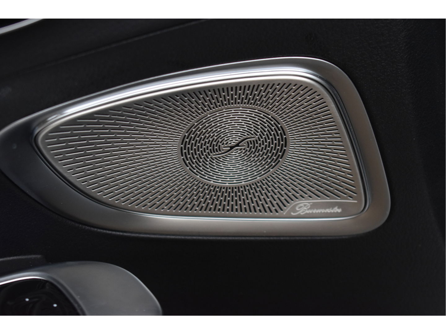 Mercedes-Benz C-Klasse 300 Premium Night AMG Line 259 PK | Uniek | NL-Auto | 1 eigenaar | Matgrijs Magno | Burmester | Pano.dak | Memory | Keyless | Full LED