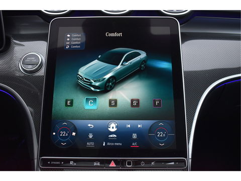 Mercedes-Benz C-Klasse 300 Premium Night AMG Line 259 PK | Uniek | NL-Auto | 1 eigenaar | Matgrijs Magno | Burmester | Pano.dak | Memory | Keyless | Full LED