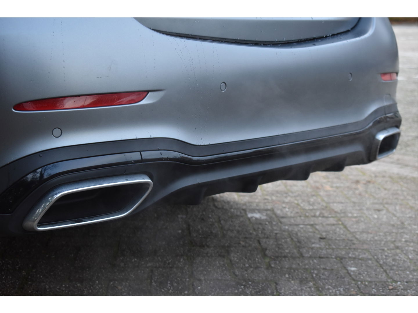 Mercedes-Benz C-Klasse 300 Premium Night AMG Line 259 PK | Uniek | NL-Auto | 1 eigenaar | Matgrijs Magno | Burmester | Pano.dak | Memory | Keyless | Full LED