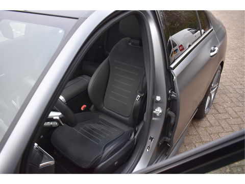 Mercedes-Benz C-Klasse 300 Premium Night AMG Line 259 PK | Uniek | NL-Auto | 1 eigenaar | Matgrijs Magno | Burmester | Pano.dak | Memory | Keyless | Full LED