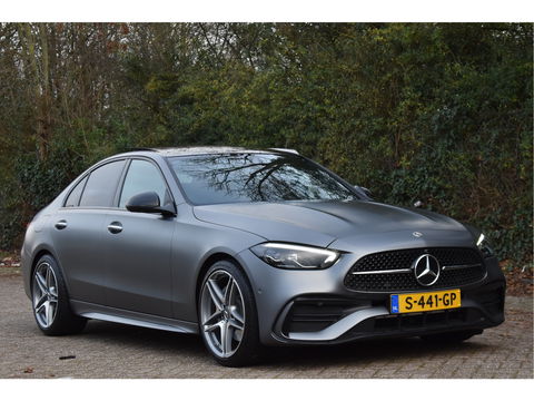 Mercedes-Benz C-Klasse 300 Premium Night AMG Line 259 PK | Uniek | NL-Auto | 1 eigenaar | Matgrijs Magno | Burmester | Pano.dak | Memory | Keyless | Full LED