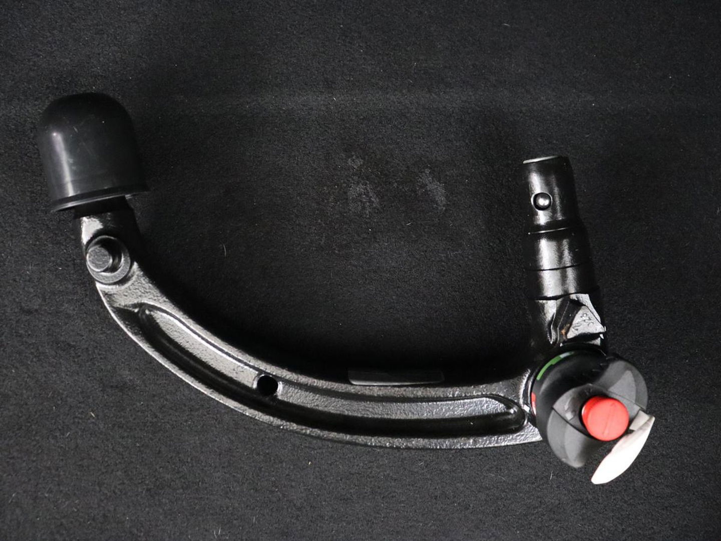 Opel Astra 1.6 Hybrid Edition | Trekhaak | Adaptive cruise | Carplay | Full LED | Parkeerhulp | Digital Cockpit | DAB | Keyless start