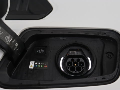 Opel Astra 1.6 Hybrid Edition | Trekhaak | Adaptive cruise | Carplay | Full LED | Parkeerhulp | Digital Cockpit | DAB | Keyless start