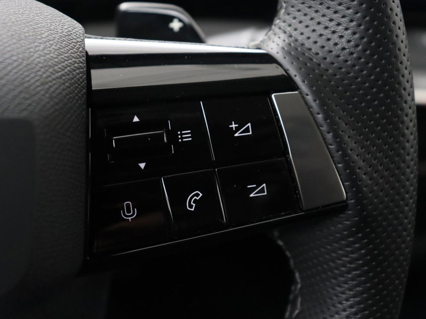 Opel Astra 1.6 Hybrid Edition | Trekhaak | Adaptive cruise | Carplay | Full LED | Parkeerhulp | Digital Cockpit | DAB | Keyless start