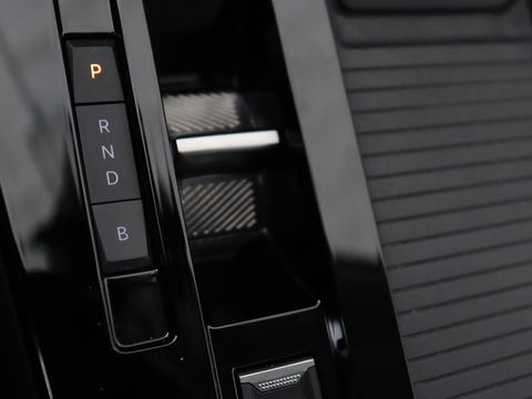 Opel Astra 1.6 Hybrid Edition | Trekhaak | Adaptive cruise | Carplay | Full LED | Parkeerhulp | Digital Cockpit | DAB | Keyless start