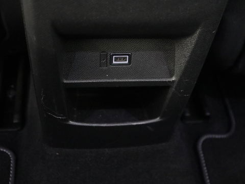 Opel Astra 1.6 Hybrid Edition | Trekhaak | Adaptive cruise | Carplay | Full LED | Parkeerhulp | Digital Cockpit | DAB | Keyless start