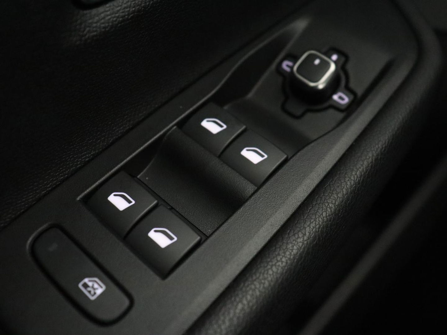 Opel Astra 1.6 Hybrid Edition | Trekhaak | Adaptive cruise | Carplay | Full LED | Parkeerhulp | Digital Cockpit | DAB | Keyless start