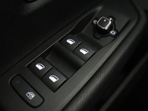 Opel Astra 1.6 Hybrid Edition | Trekhaak | Adaptive cruise | Carplay | Full LED | Parkeerhulp | Digital Cockpit | DAB | Keyless start