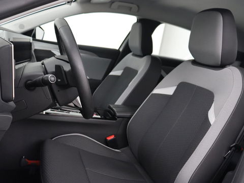 Opel Astra 1.6 Hybrid Edition | Trekhaak | Adaptive cruise | Carplay | Full LED | Parkeerhulp | Digital Cockpit | DAB | Keyless start