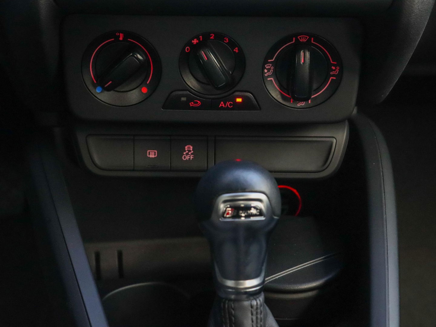 Audi A1 Sportback 1.0 TFSI Advance S-Line Automaat