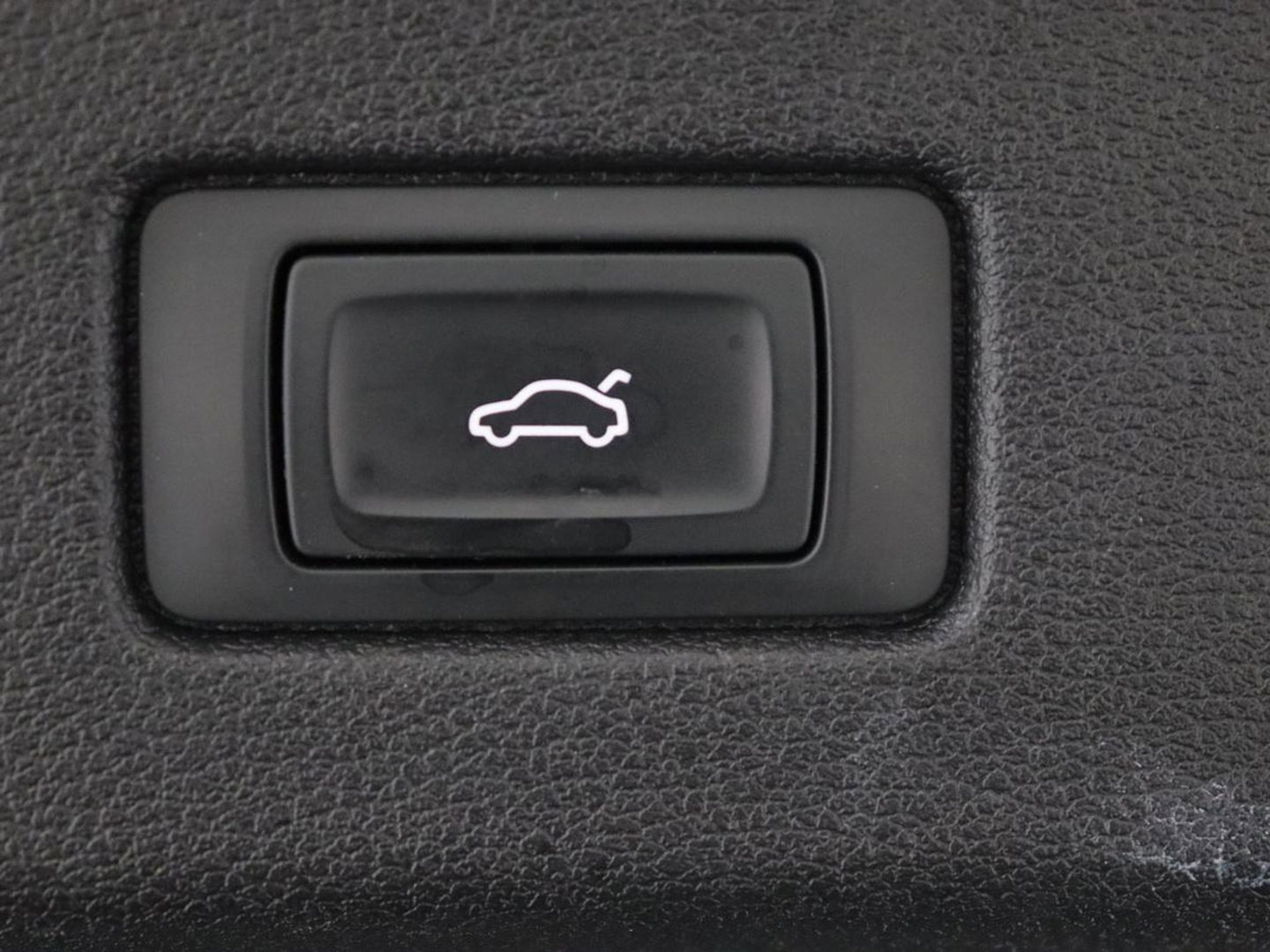 Audi A5 2.0 TFSI S Line | Stoelverwarming | Bang & Olufsen Sound | Sportstoelen | Full LED | Navigatie | Climate control | Cruise control | Half leder | Climate control | Bluetooth | Parkeerhulp