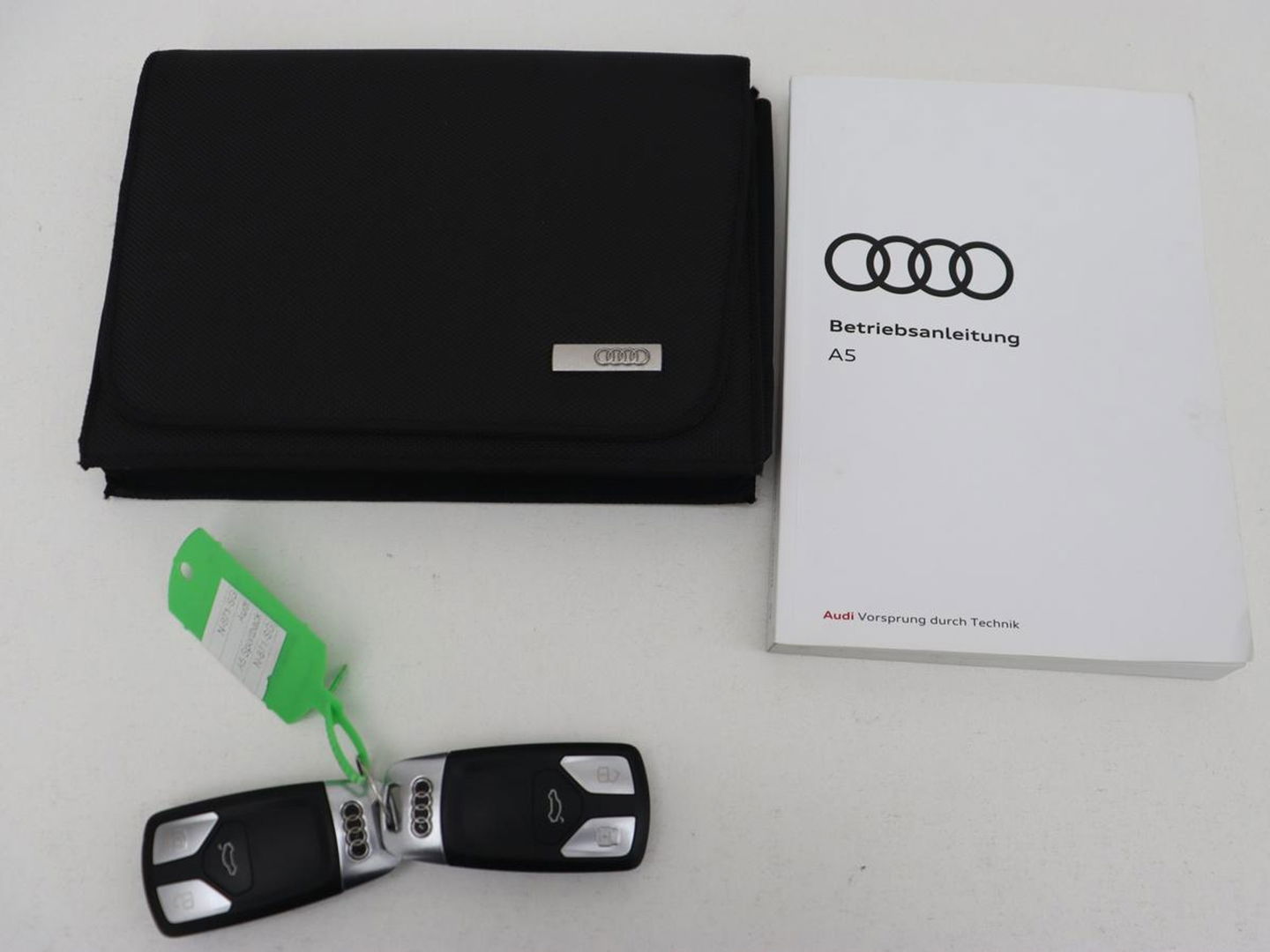 Audi A5 2.0 TFSI S Line | Stoelverwarming | Bang & Olufsen Sound | Sportstoelen | Full LED | Navigatie | Climate control | Cruise control | Half leder | Climate control | Bluetooth | Parkeerhulp