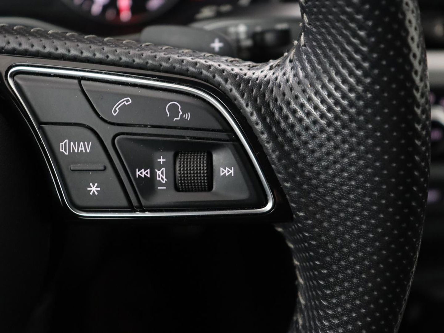 Audi A5 2.0 TFSI S Line | Stoelverwarming | Bang & Olufsen Sound | Sportstoelen | Full LED | Navigatie | Climate control | Cruise control | Half leder | Climate control | Bluetooth | Parkeerhulp