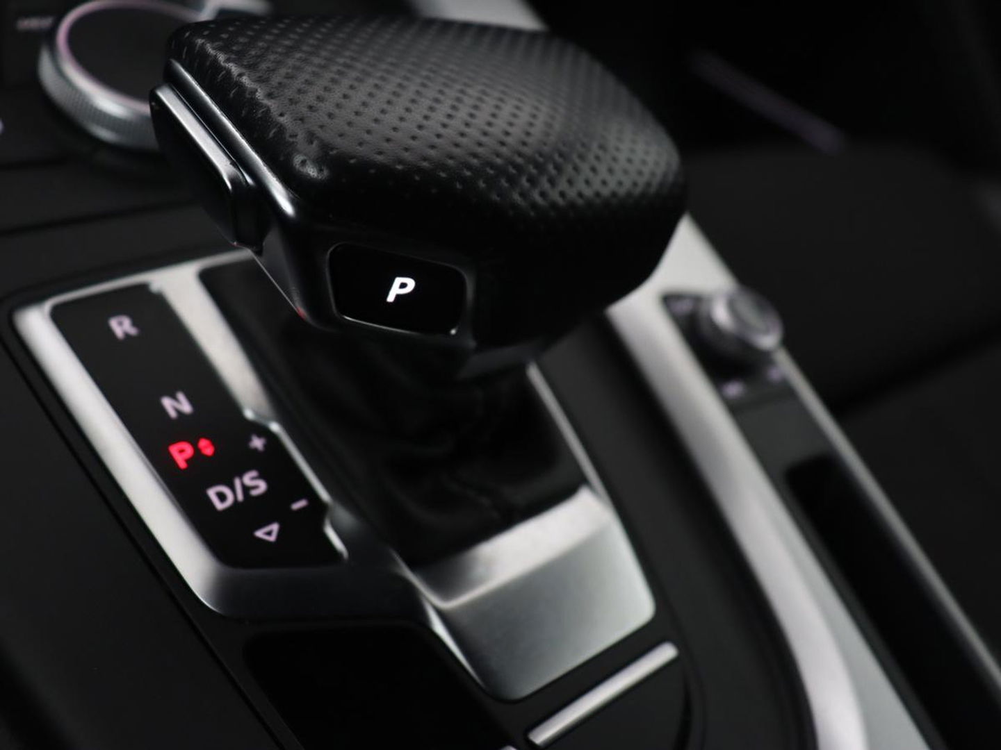 Audi A5 2.0 TFSI S Line | Stoelverwarming | Bang & Olufsen Sound | Sportstoelen | Full LED | Navigatie | Climate control | Cruise control | Half leder | Climate control | Bluetooth | Parkeerhulp