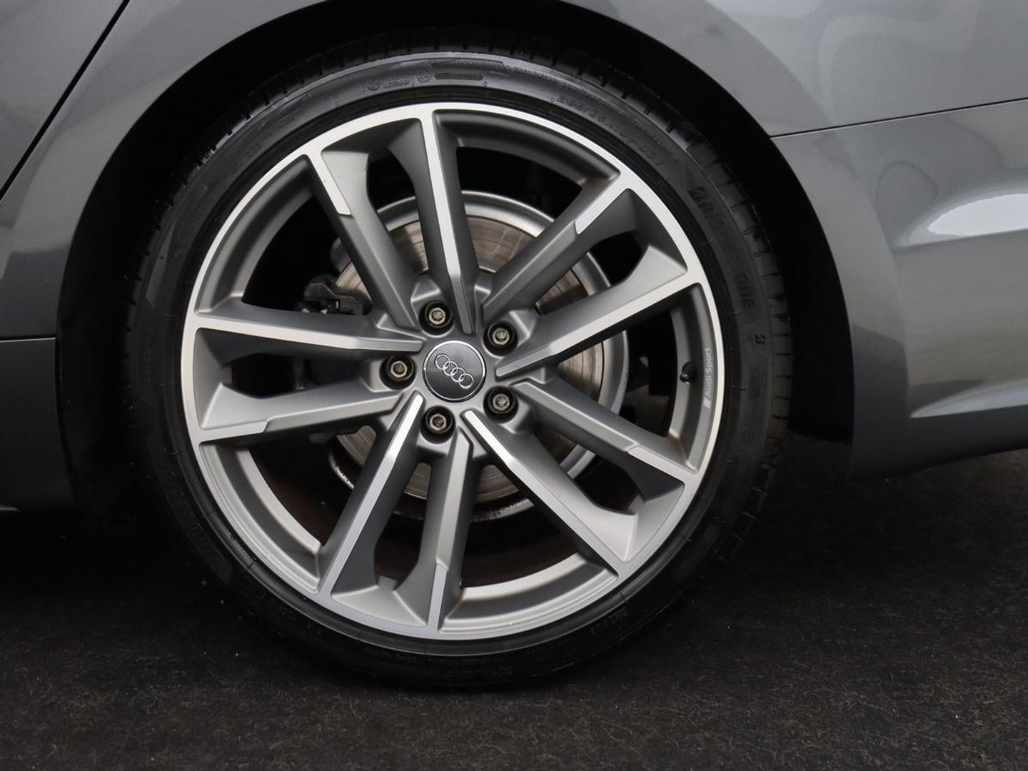 Audi A5 2.0 TFSI S Line | Stoelverwarming | Bang & Olufsen Sound | Sportstoelen | Full LED | Navigatie | Climate control | Cruise control | Half leder | Climate control | Bluetooth | Parkeerhulp