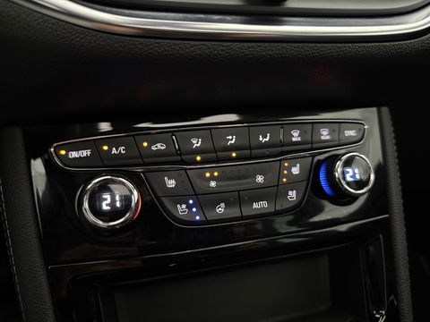 Opel Astra Sports Tourer 1.4 Elegance | Pano | Camera | Carplay | Memory | Massage | Stoel/Stuur verw. | Keyless | Adap. Cruise | NAP