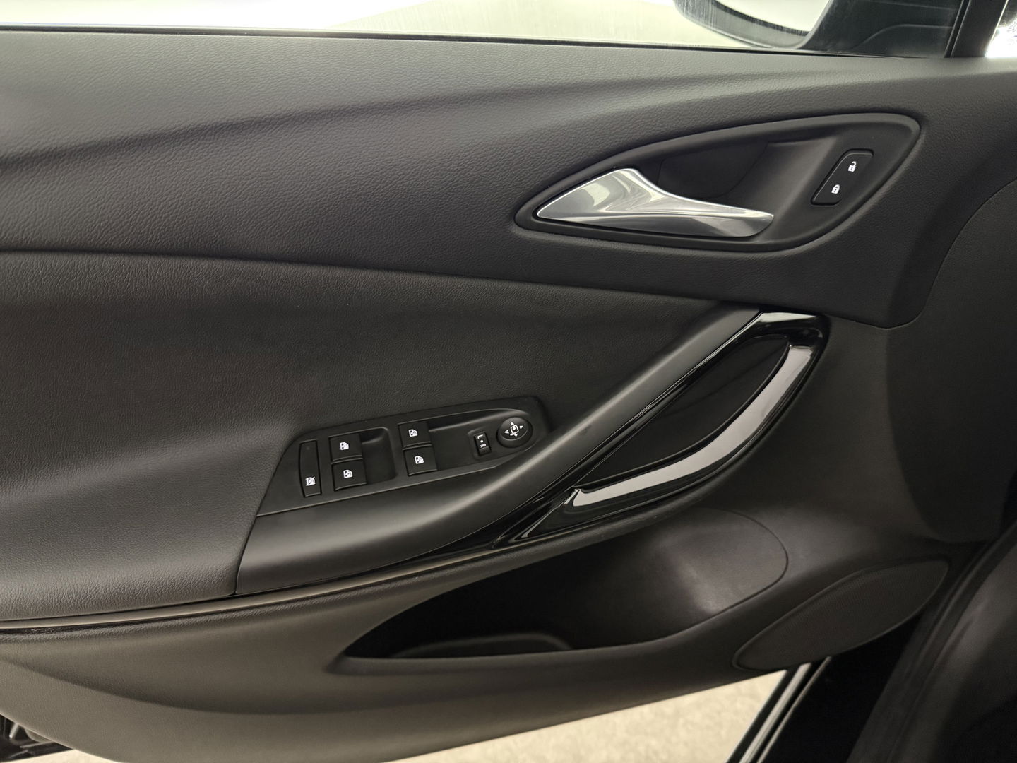 Opel Astra Sports Tourer 1.4 Elegance | Pano | Camera | Carplay | Memory | Massage | Stoel/Stuur verw. | Keyless | Adap. Cruise | NAP